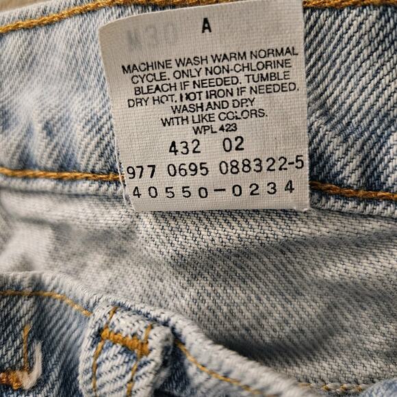 VINTAGE 90s Levi's 550 Relaxed Fit Mens Jeans 30x32 (28x29.5) Light Denim 1995 - Picture 9 of 9